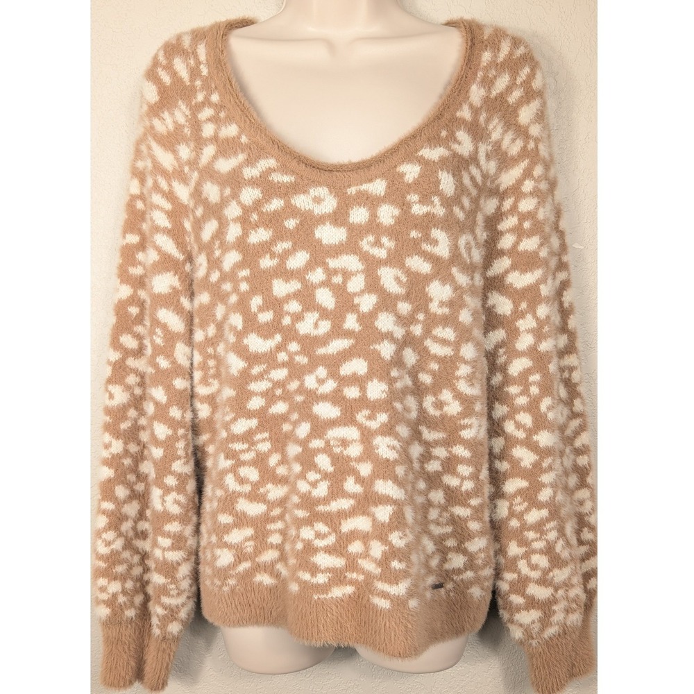 Abercrombie & Fitch Soft A&F Pullover Sweater Tan Leopard Print Size M